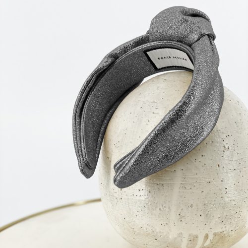 KNOT HEADBAND IN METALLIC LEATHER
