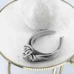 KNOT HEADBAND IN METALLIC LEATHER