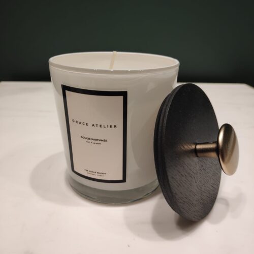 SMALL SIGNATURE CANDLE WITH TOP